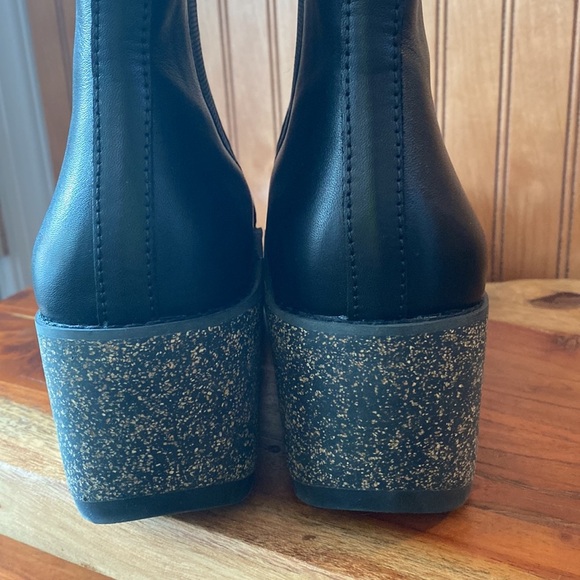 Aetrex Dawn Wedge Boot Chelsea platform size 8.5 avant-garde modern comfort - Picture 6 of 10